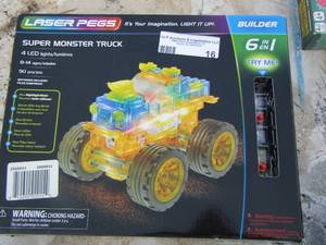 lot 16 image: laser peg super monster truck