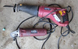 lot 68 image: Chicago reciprocating saw- Chicago angle grinder