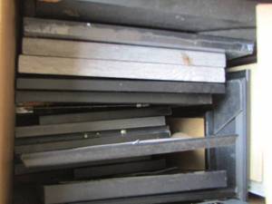 lot 76 image: box of grey and black photo frames