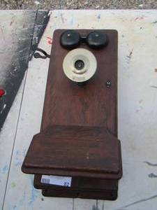 lot 82 image: January 4th 1913 vintage phone without ear piece