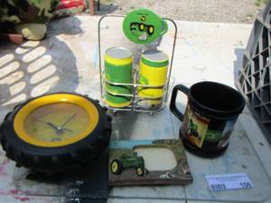lot 106 image: John Deere S&P shakers- clock- coffee cup