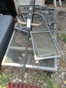 lot 153 image: metal outdoor garden cart needs tires
