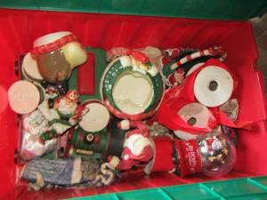 lot 162 image: Christmas lot