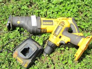 lot 184 image: DeWalt drill- DeWalt sawzal with battery and charger