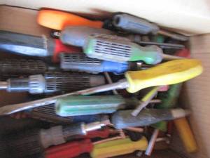 lot 192 image: screw drivers and socket drivers