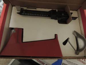 lot 126 image: Lee SAFETY POWDER SCALE