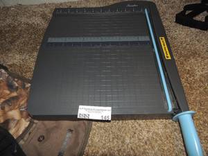 lot 145 image: 12 paper cutter