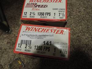 lot 141 image: Winchester 12gauge  7 12 shot 2 boxes