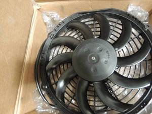 lot 232 image: fan by spal