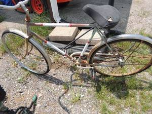 lot 240 image: boys 24 bike