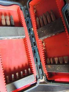 lot 256 image: BOSCH driver bits qty 2