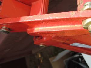 lot 288 image: T post puller