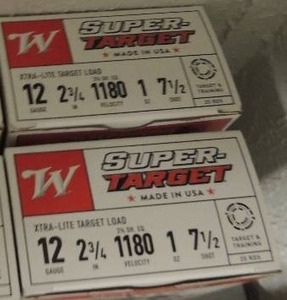 lot 217 image: Winchester super target 12ga, 7 12 shot qty 2 boxes