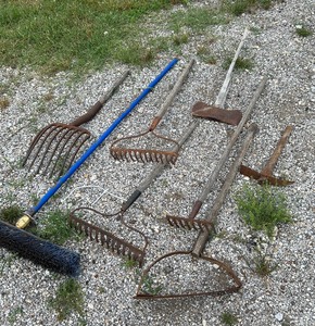 lot 310 image: Rakes , Axe,  Push Broom, Hay fork