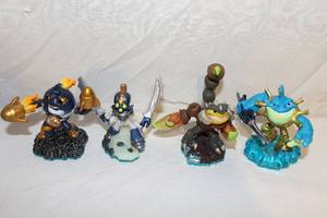 lot 81 image: Skylanders Swap Force Characters