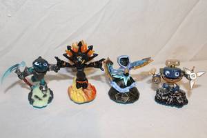 lot 83 image: Skylanders Swap Force Characters