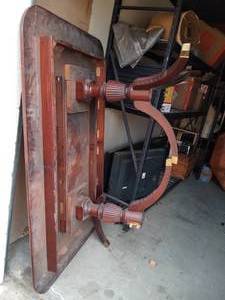lot 190 image: Vintage Dinning Room Table (Project Piece)