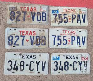 lot 101 image: Three Pairs of Vintage 1990s Texas License Plates