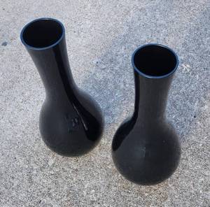 lot 160 image: Two Crate and Barrel Black Glazed Ceramic Otagiri Style Vases