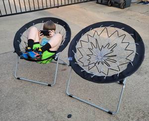 lot 54 image: Two cool foldable portable Bungie chairs