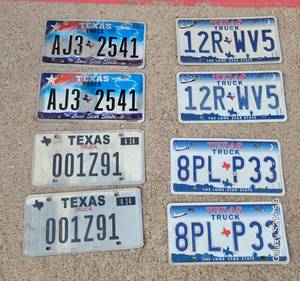 lot 99 image: Four Pairs of Texas Truck License Plates