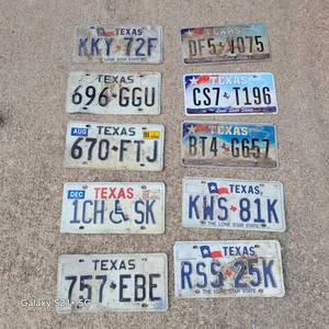 lot 94 image: Texas License Plates Lot of 10