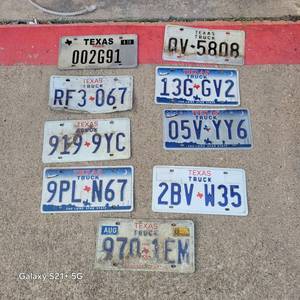 lot 93 image: Texas Truck License Plate Lot of 9