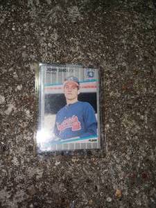 lot 207 image: 1989 Fleer John Smoltz Baseball Card #602