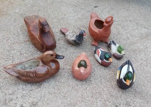 lot 239 image: Duck Decor