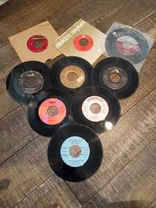 lot 244 image: Lot of 116 Mostly Vintage 45 Records including File Box