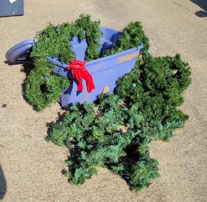 lot 278 image: Large Lot of Lit Garland with Tote