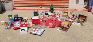 lot 275 image: Large Lot of Christmas Decorations