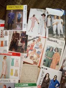 lot 285 image: Some Vintage, Some Halloween Sewing Pattern Lot
