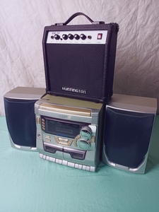 lot 3 image: Tech Set - Sanyo AWM-2700U Audio System & Huntington GA-10 Speaker - QV DESCR