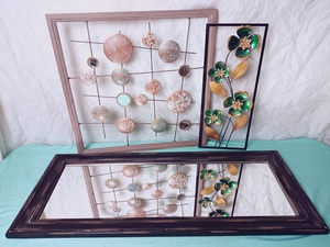 lot 7 image: 3 Pc Artwork Set - Lines and Circles (Metal-Wood Framed), Flowers (Metal), Mirror (Wood Framed) - QV DESCR