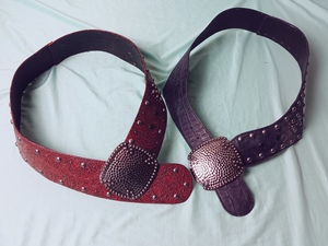 lot 43 image: NEW - (x2) Brown and Black Rancho Estancia Leather Womens Belt with Studded Copper - QV DESCR