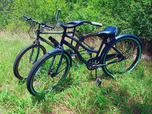 lot 50 image: Murray Ultra Terrain and Huffy Cranbrook Adult Bikes - QV DESCR