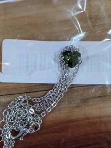 lot 124 image: NEW - Green Sapphire Heart Necklace