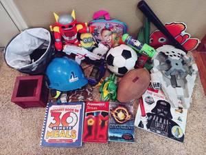 lot 96 image: Mixed Lot of Toys w Star Wars, Finding Nemo, Jojo siwa, Minion, Sports, and More