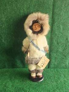lot 21 image: Alaska doll - Memeluck fur doll co.
