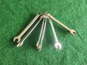 lot 45 image: Tools - wrenches