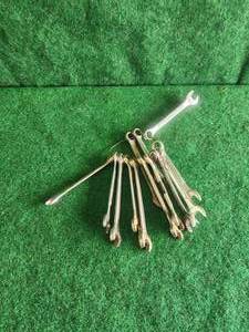 lot 46 image: Tools - wrenches