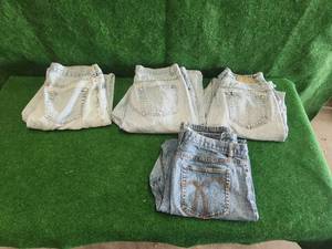 lot 151 image: Selection of Liz Claiborne and Wrangler jeans