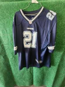 lot 122 image: Dallas Cowboys - Elliot #21 Nike jersey - XXL