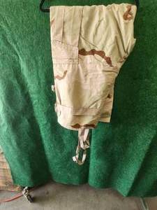 lot 131 image: Camo - overgarment chemical protection pants - L