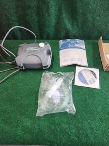 lot 106 image: DeVilbiss Pulmo-Neb Compressornebulizer - used