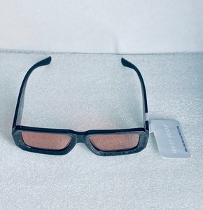 lot 57 image: New Other West Loop Sunglasses - In Style & Color As Shown