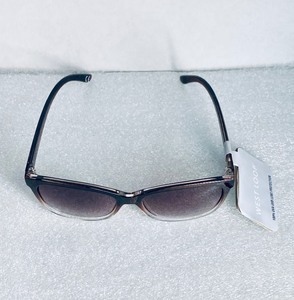 lot 59 image: New Other West Loop Sunglasses - In Style & Color As Shown