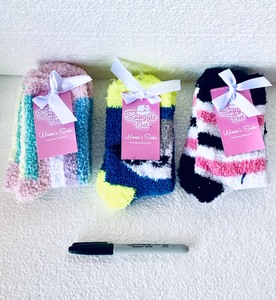 lot 213 image: Lot Of 3 - New With Tags Snuggle Feet Womens Socks, 3 Pair Socks Total, Fits Shoe Size 5-9 & Fits Socks Size 9-11 - In Style & Color As Shown - Total Retail $39