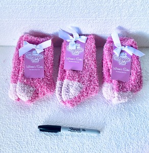 lot 222 image: Lot Of 3 - New With Tags Snuggle Feet Womens Socks, 3 Pair Socks Total, Fits Shoe Size 5-9 & Fits Socks Size 9-11 - In Style & Color As Shown - Total Retail $39